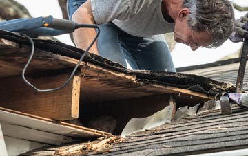 common causes of Old Woodstock fascia damage